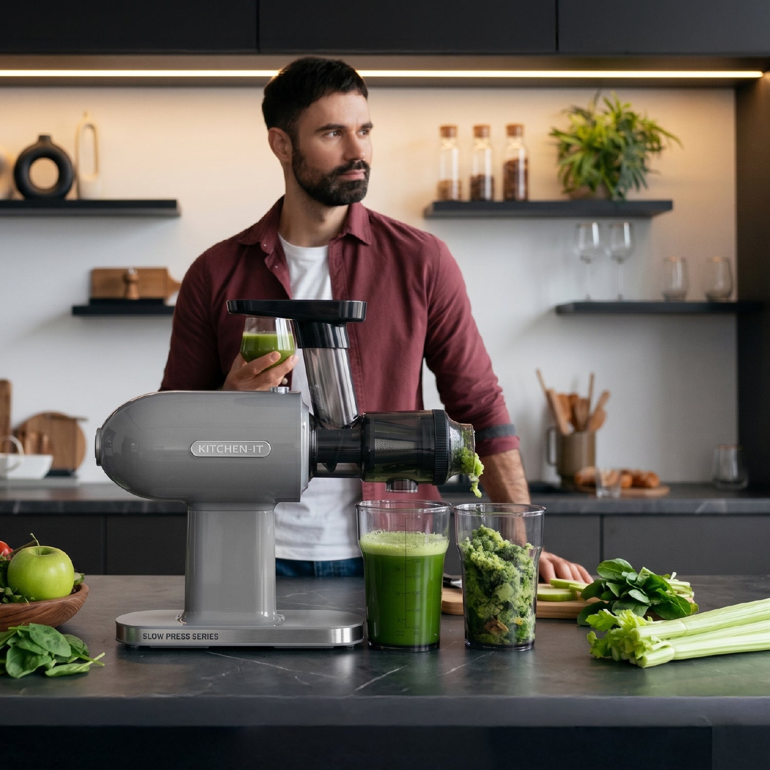Prensadora de Jugo en Frío Slow Press Compact 160W