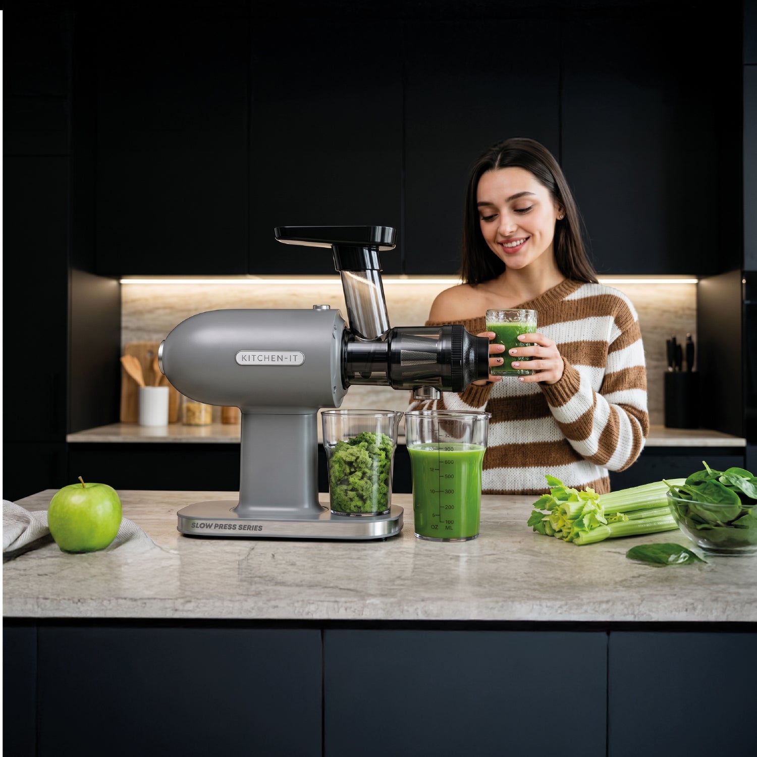 Prensadora de Jugo en Frío Slow Press Compact 160W